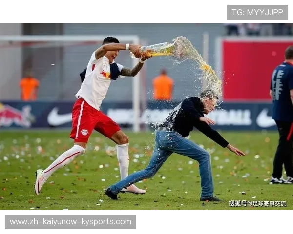 足球比赛中的远射与精准打门